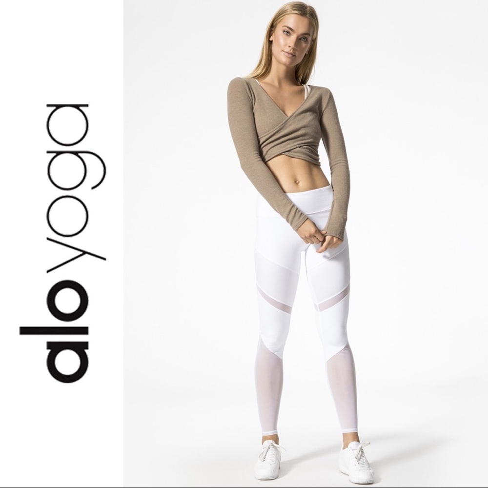 ✨ALO YOGA LEGGINGS✨ SHEILA , white